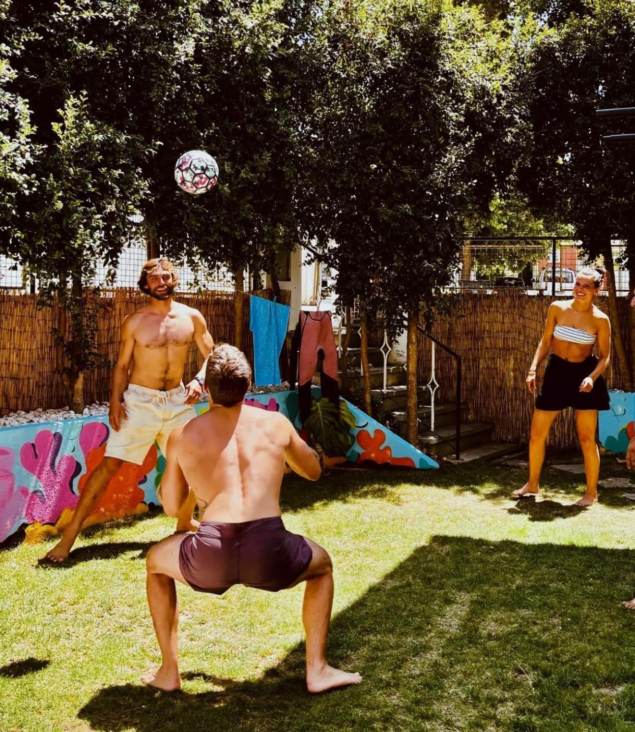 Хостел Lisbon Soul Surf Camp Кашкайш Екстер'єр фото